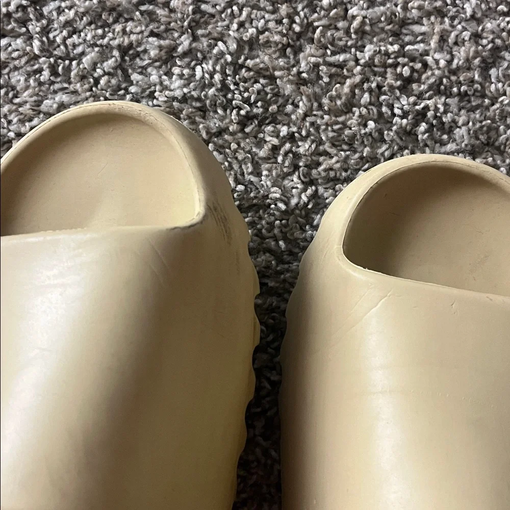 Yeezy Slides